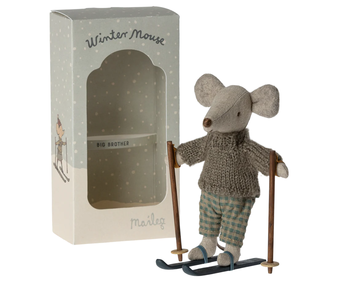 Wintermuis met skiset, Big Brother
