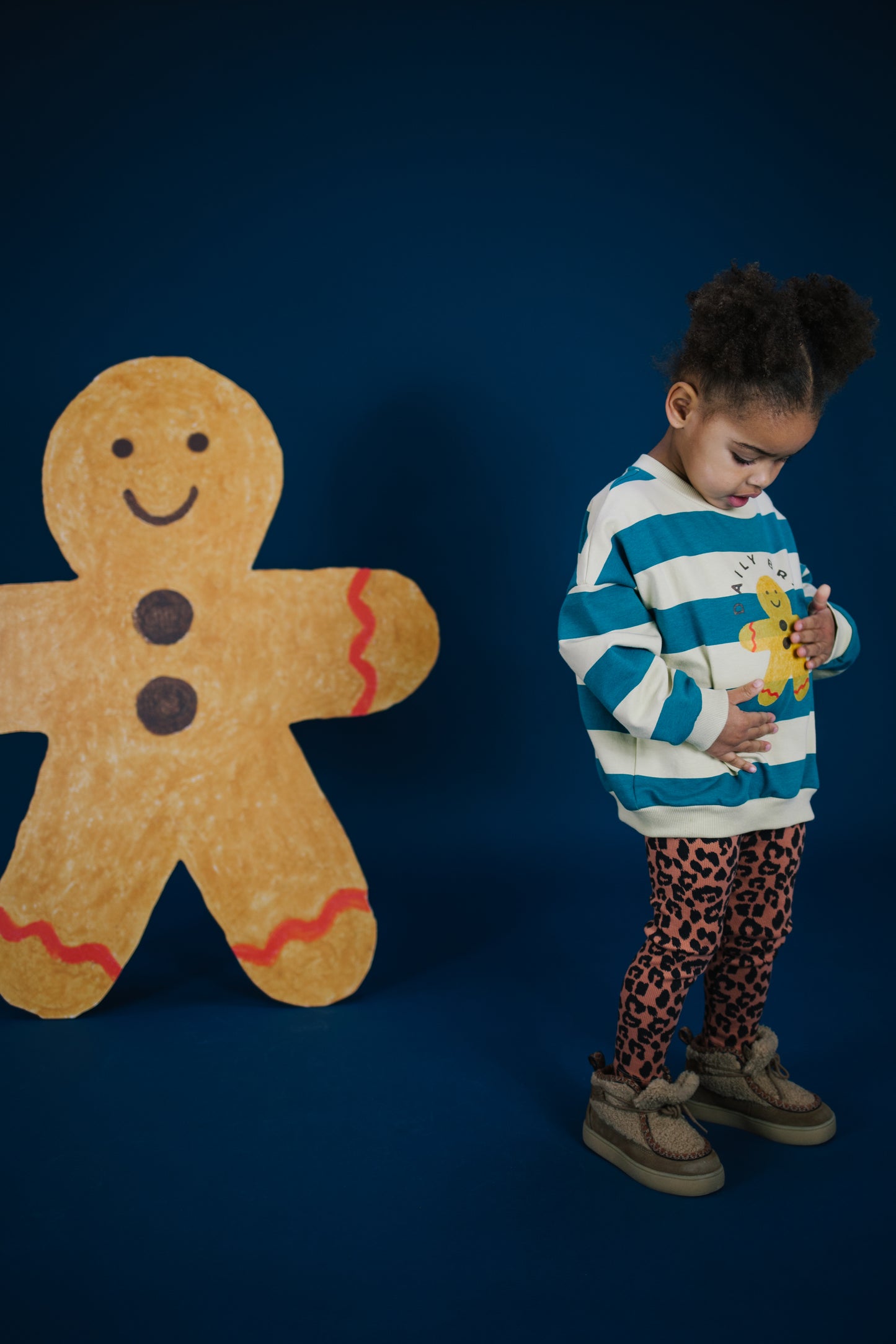 Daily Brat Sweet gingerman sweater gravel